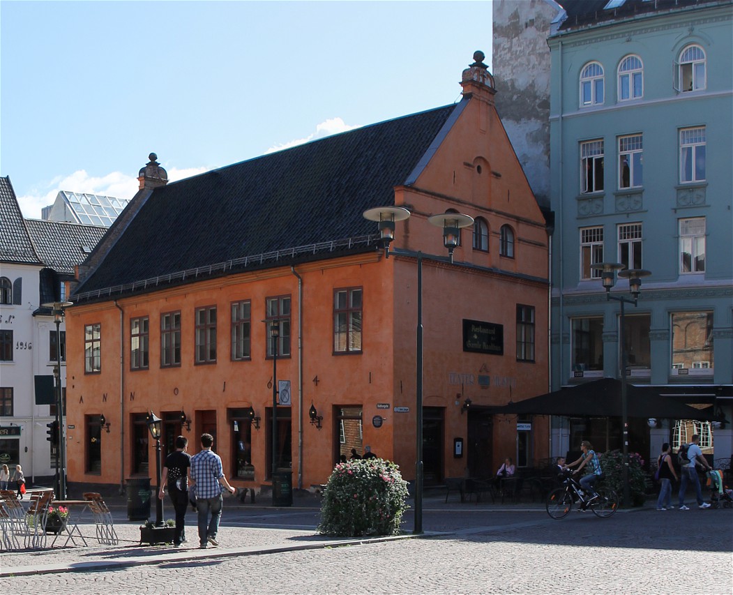 Oslo. Old Town hall (Gamle rådhus) Oslo. Old Town hall (Gamle rådhus)